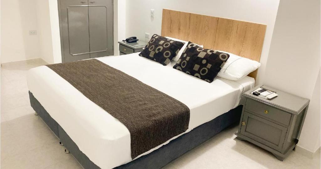 Hotel Ruittoque D Prada Букараманга Екстериор снимка